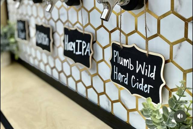 Tap Cart Mobile Bar- closeup