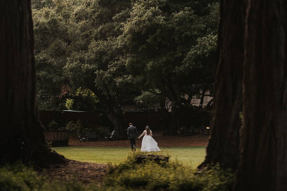 The couple returning to the pa