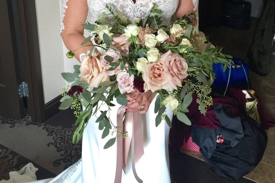 Bride holding her bouquet