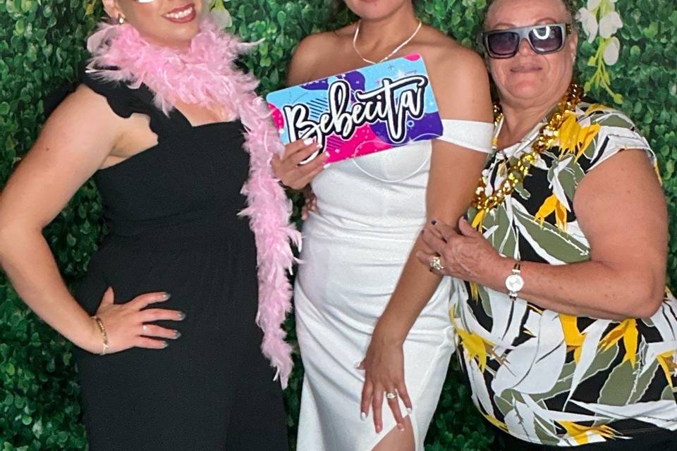 Visual Vibes Photo Booth