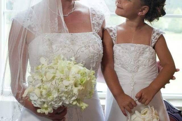 The bride with her bridesmaids