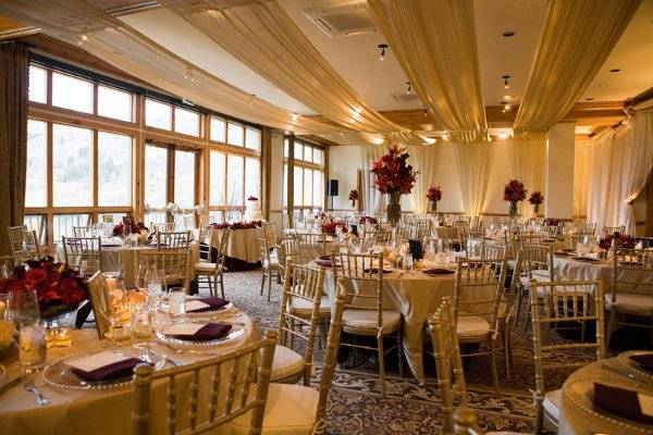 The Alpine Ballroom is ready for the wedding celebration!