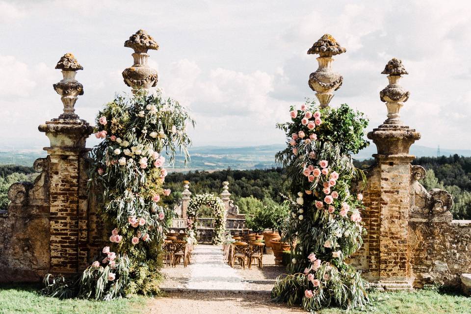 Tuscan castle wedding