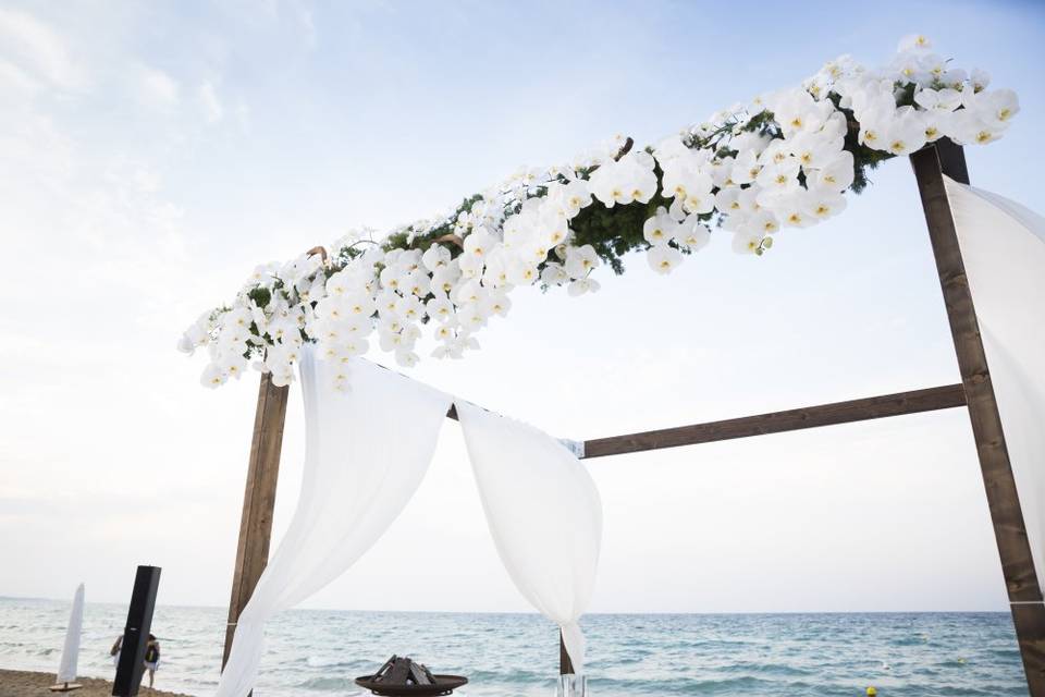 Puglia beach wedding