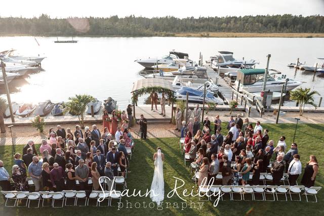 Sweetwater Marina & Riverdeck