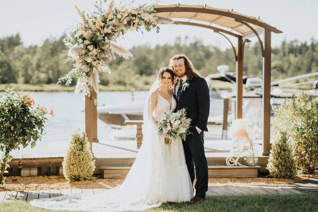 Sweetwater Marina & Riverdeck