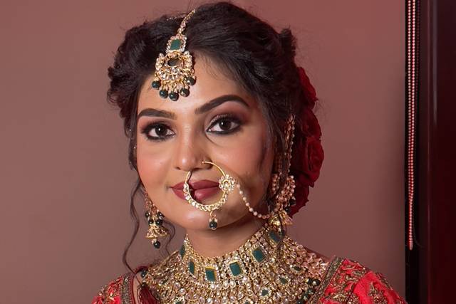 Poojas beauty studio