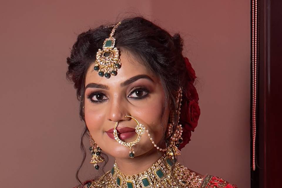 Poojas beauty studio