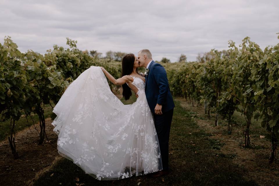 Danny & Mackenzie - Carlos Creek Winery Wedding - Alexandria, MN