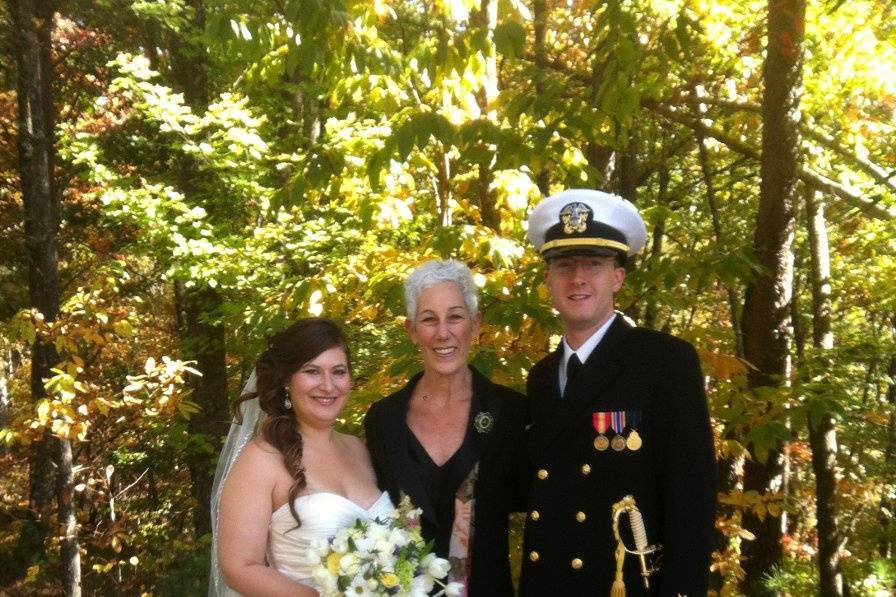 Group photo with the officiant