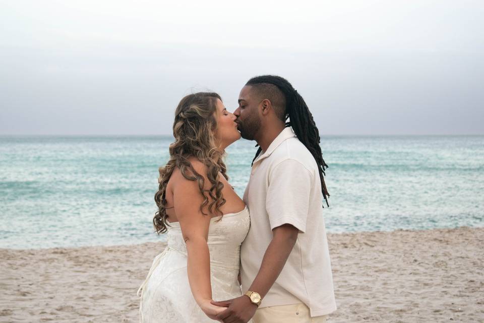 Kelly and Jareem eng. edits-3.jpg