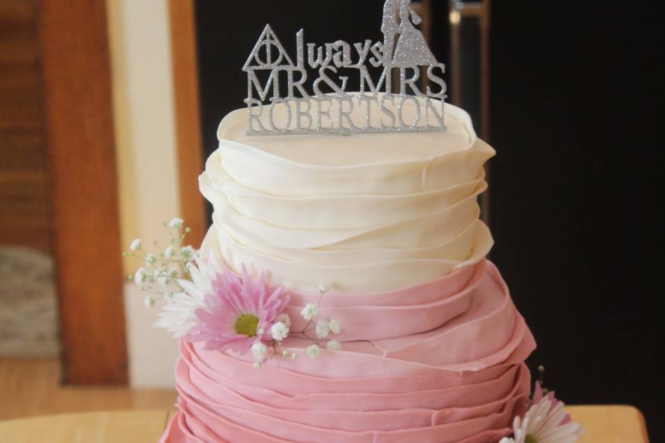 Cakes by Michele. LLC