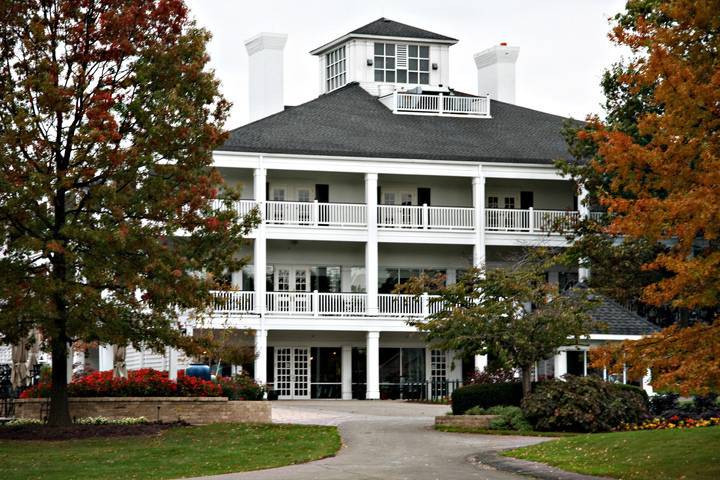 The Lakes Golf and Country Club