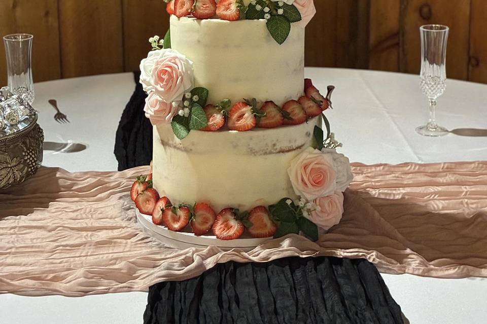 Wedding Cake 3.jpg