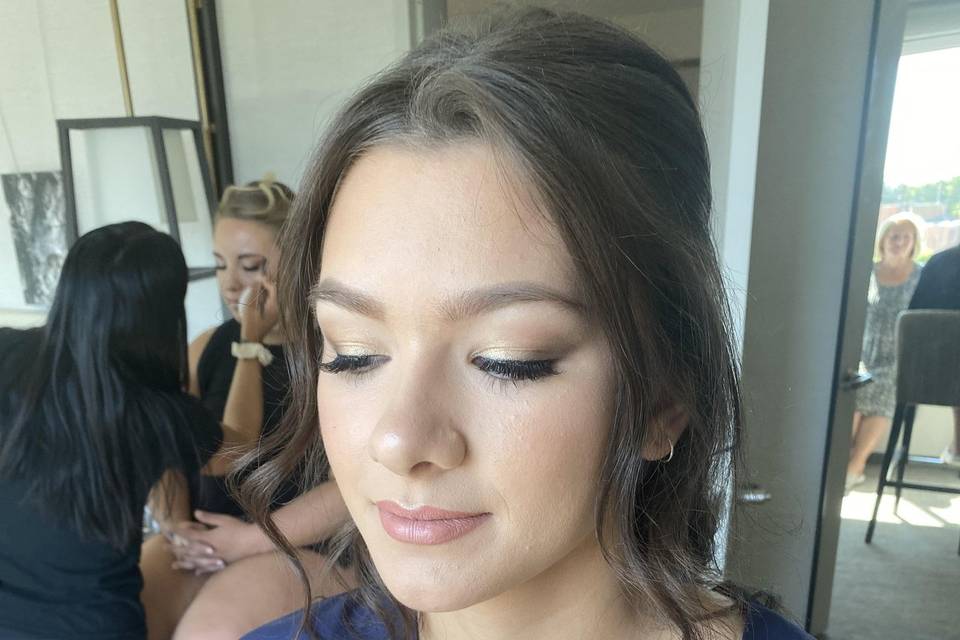 Bridesmaid makeup