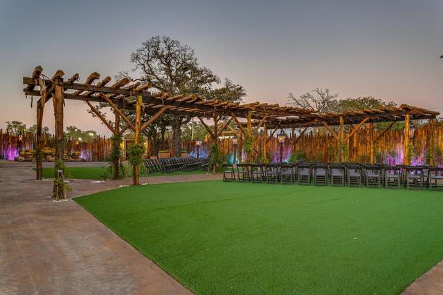The Loft - Rustic Creek Ranch