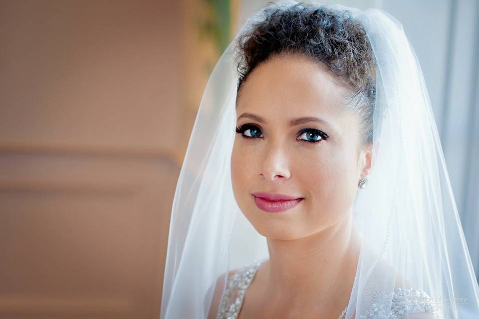 Bridal portrait makeup