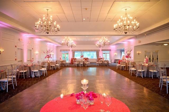 Black swan shop wedding venue