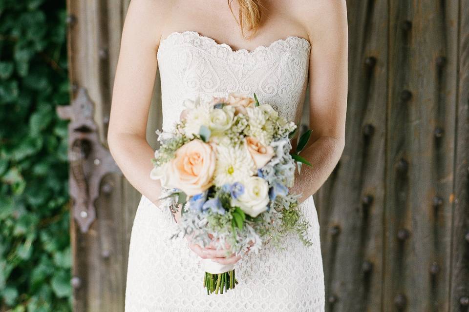 Bridal dress and bouquet