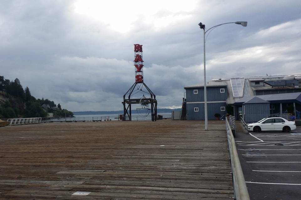 Ray's Boat House At Kelly & Rachelle Wedding