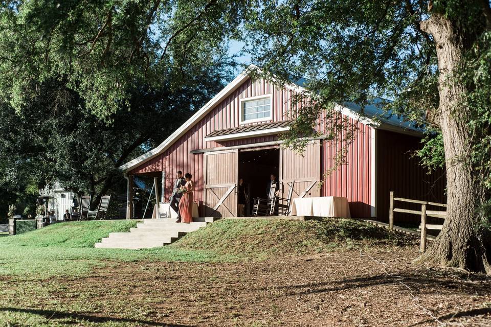 Reception barn