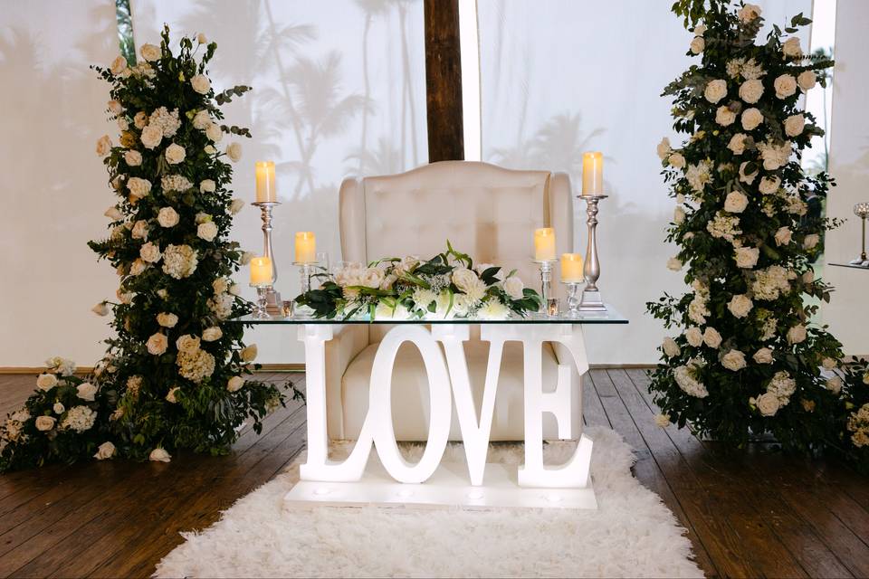 Sweetheart Table