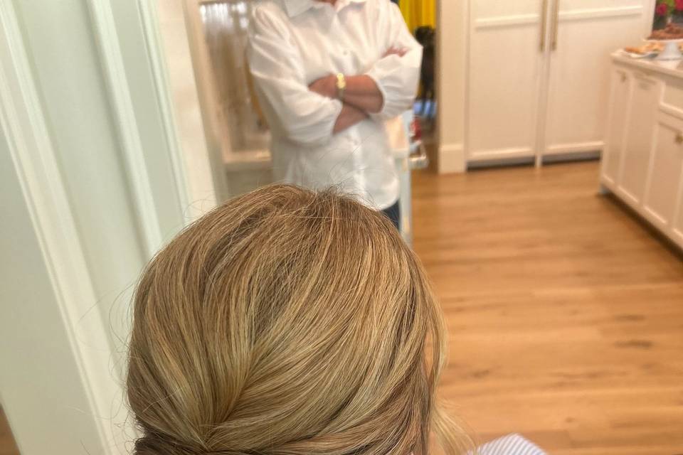 Https://themakeupteam.us