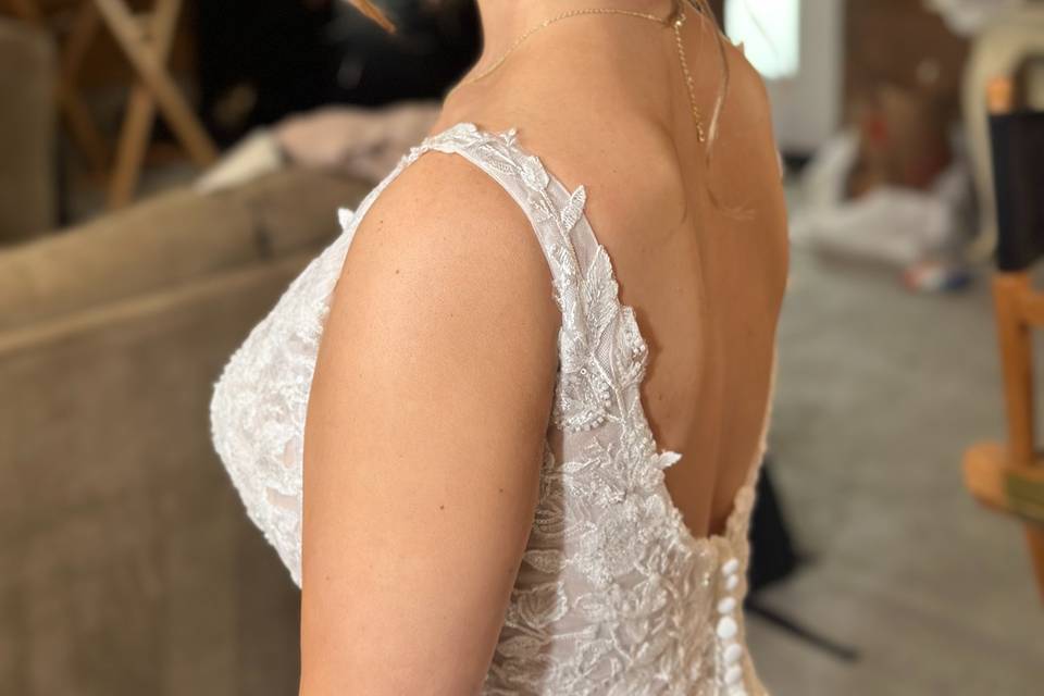 Https://themakeupteam.us