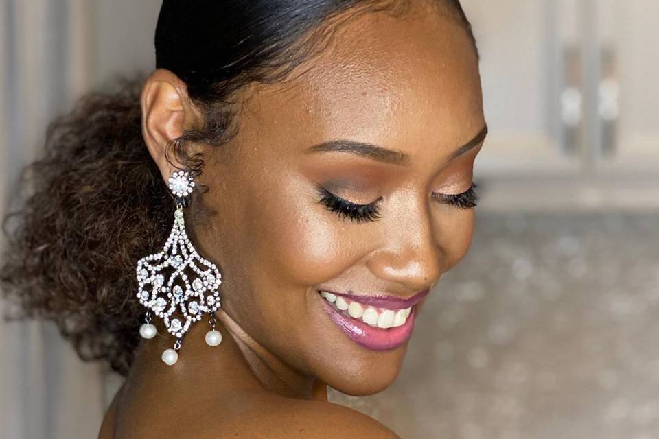 Https://themakeupteam.us