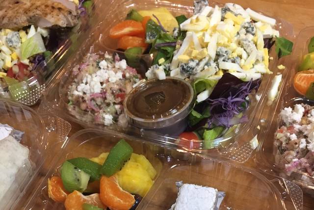 Boxed lunches with fresh fruit