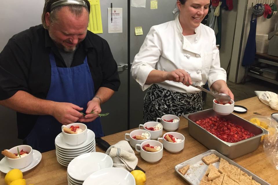 Macerated Strawberry Sundaes