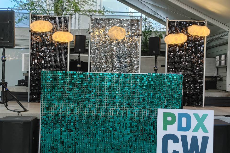 Shimmer wall and lighting