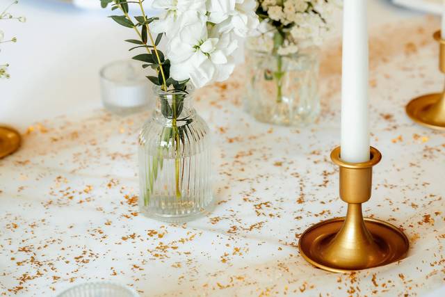 Elegant wedding centerpiece an