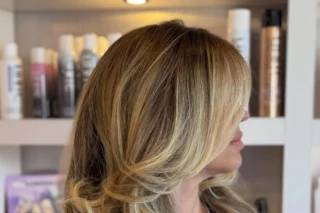 BLO BLOW DRY BAR LOUISVILLE