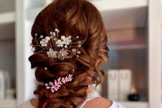 BLO BLOW DRY BAR LOUISVILLE