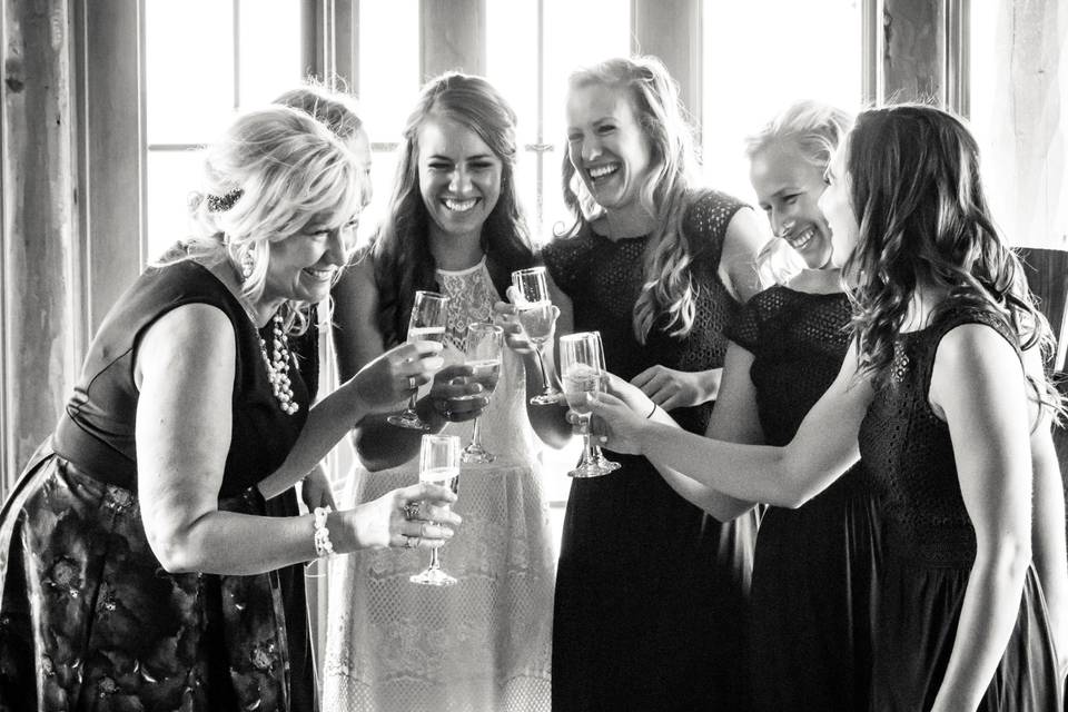 Bridesmaids toast