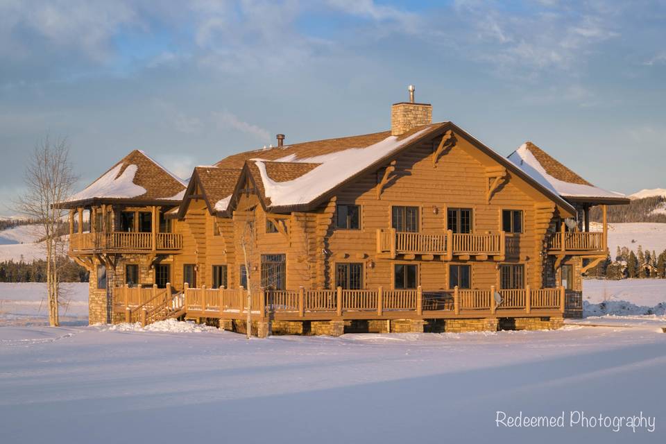 The Lodge at Crestview Ranch