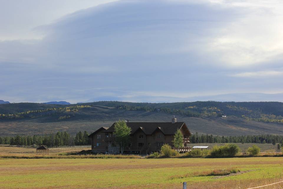 The Lodge at Crestview Ranch