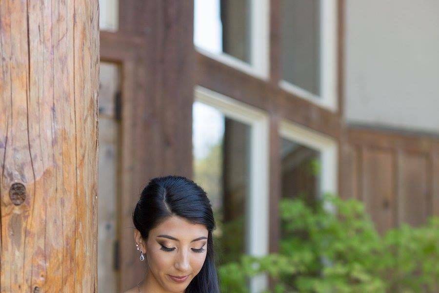 Bride holding her bouquet