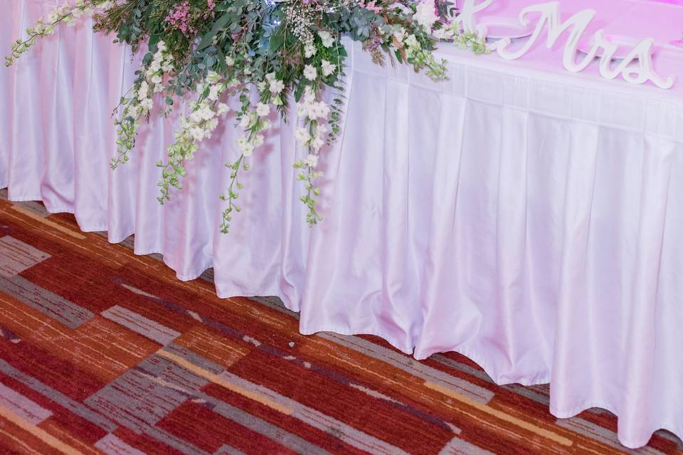 Sweetheart Table