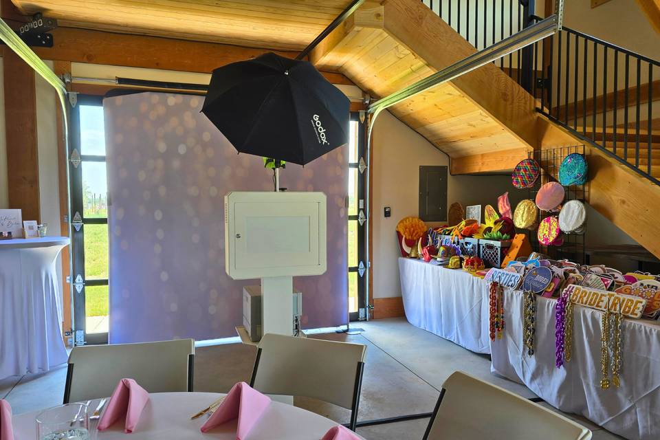 CaptureME Photo Booth Rentals