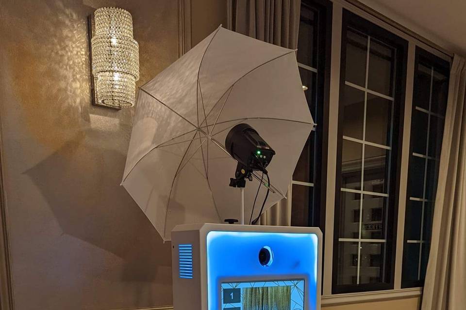CaptureME Photo Booth Rentals