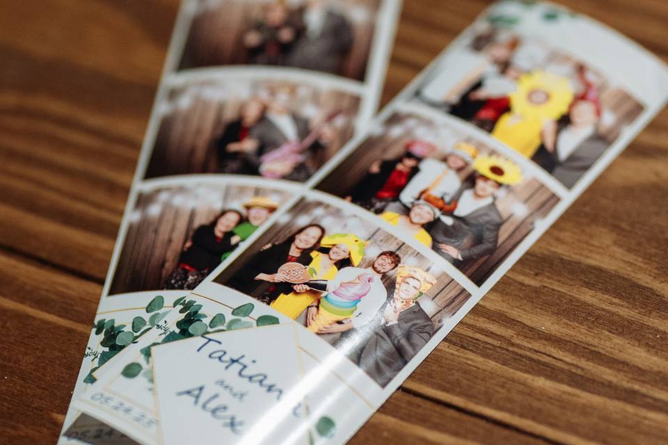 CaptureME Photo Booth Rentals