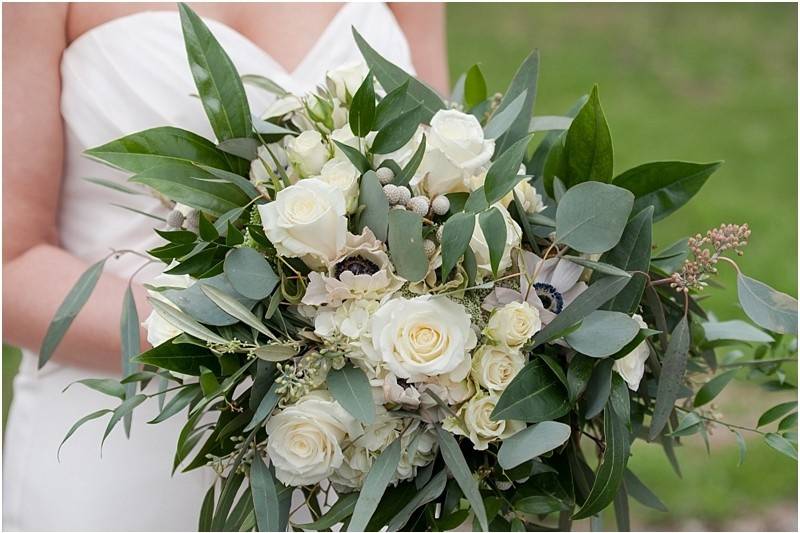 Large and leafy white rose bouquet
