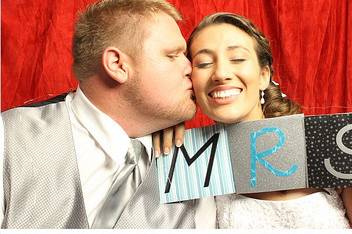 Let's Goof Photo Booth / Emy Smith Photos