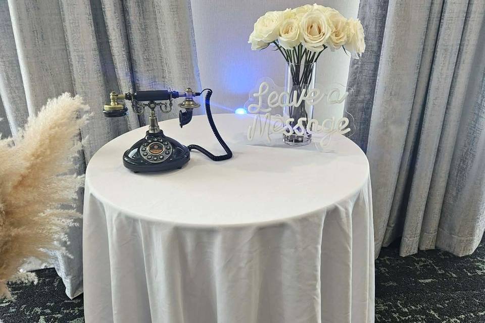 Modern Guestbook
