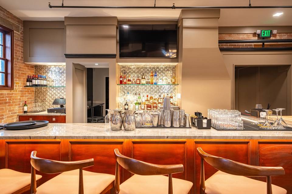 Banquet Bar