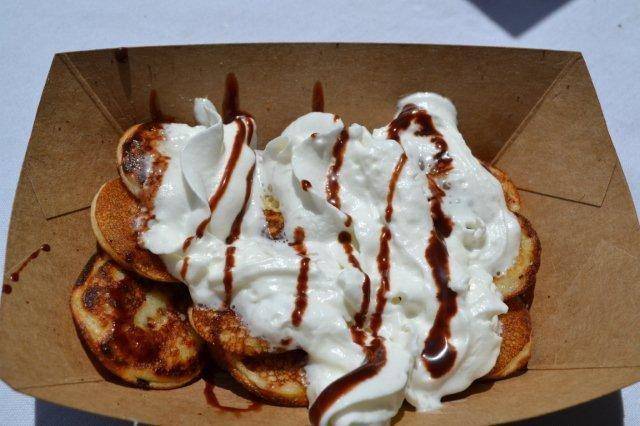 Mini dutch pancakes