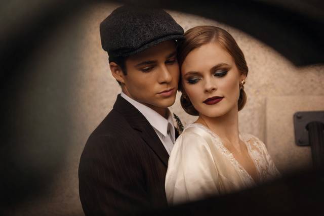 Romantic bride & groom