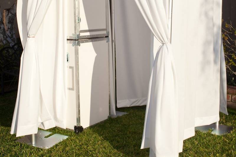 Photo Booth Your Event - Photo Booth Rentals